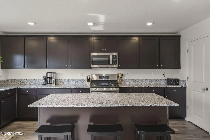 8970 Wolf River, Reno, Nevada 89506, 4 Bedrooms Bedrooms, ,3 BathroomsBathrooms,Residential,Residential,Wolf River,260003099