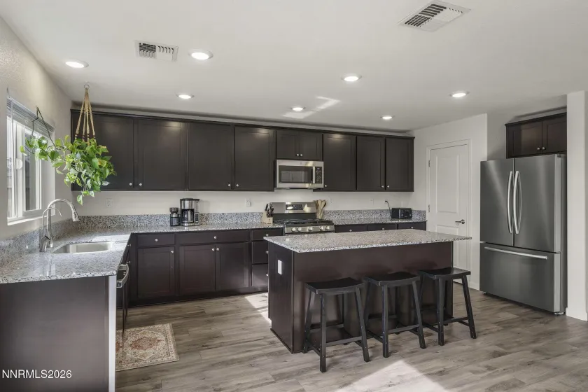 8970 Wolf River, Reno, Nevada 89506, 4 Bedrooms Bedrooms, ,3 BathroomsBathrooms,Residential,Residential,Wolf River,260003099