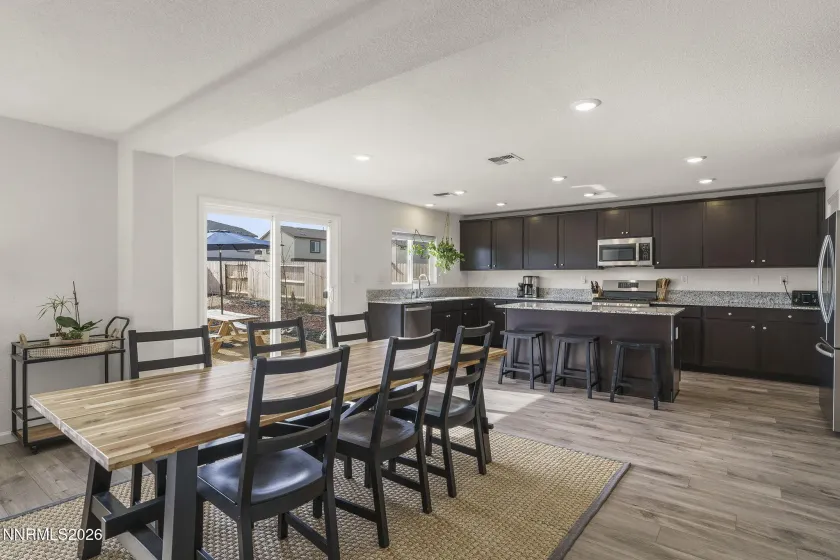 8970 Wolf River, Reno, Nevada 89506, 4 Bedrooms Bedrooms, ,3 BathroomsBathrooms,Residential,Residential,Wolf River,260003099