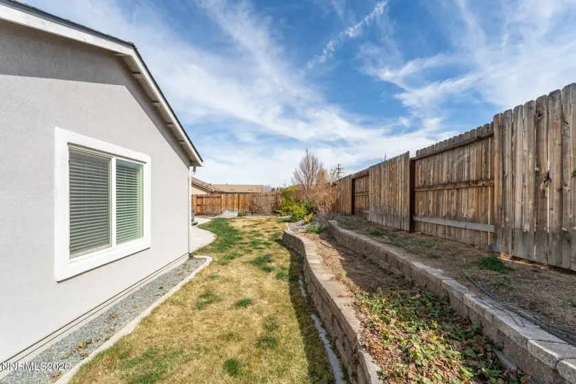 7021 Saddlehorn, Carson City, Nevada 89701, 4 Bedrooms Bedrooms, ,3 BathroomsBathrooms,Residential,Residential,Saddlehorn,260003101