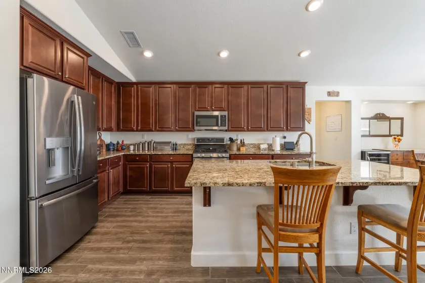 7021 Saddlehorn, Carson City, Nevada 89701, 4 Bedrooms Bedrooms, ,3 BathroomsBathrooms,Residential,Residential,Saddlehorn,260003101