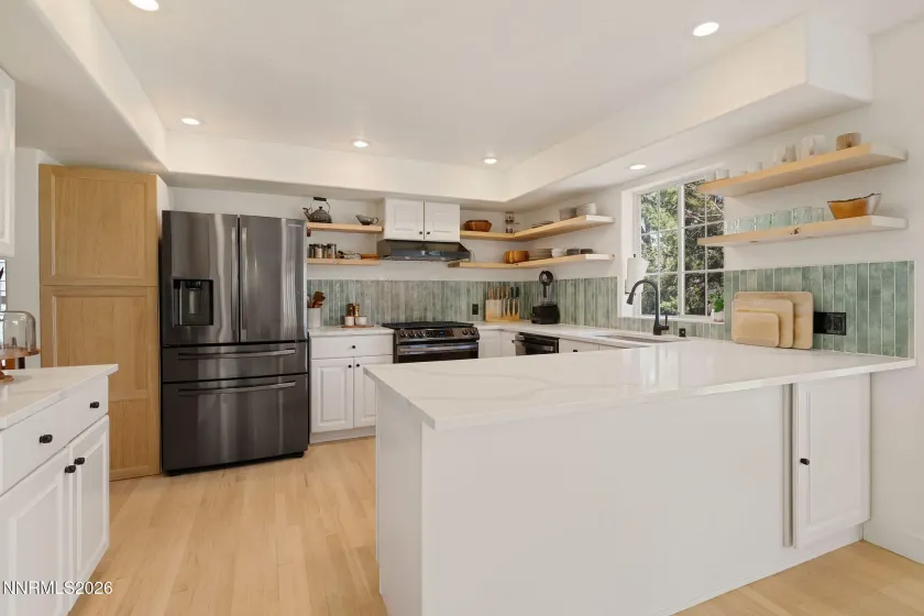 40 Day Lily, Reno, Nevada 89511, 5 Bedrooms Bedrooms, ,4 BathroomsBathrooms,Residential,Residential,Day Lily,260003100