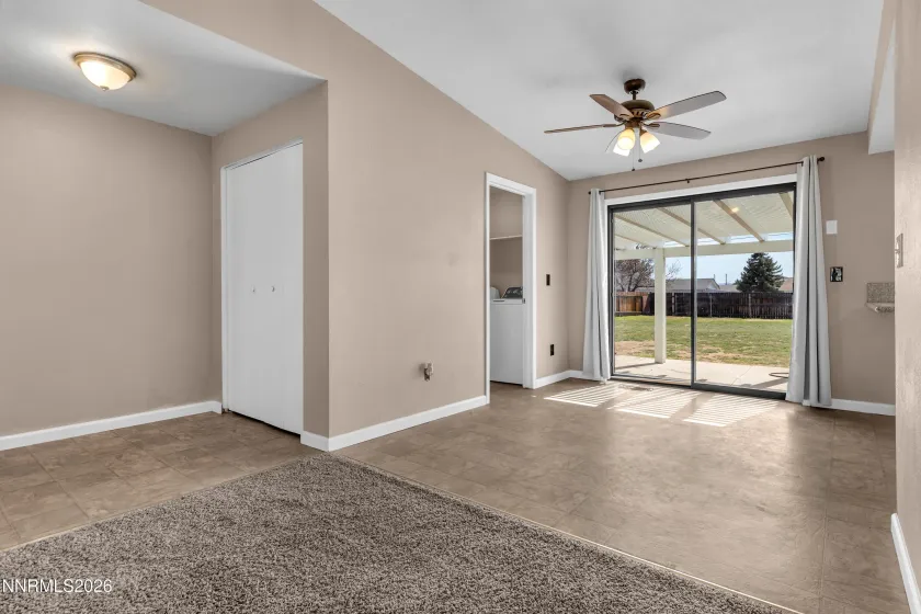 70 Palm Springs, Sparks, Nevada 89441, 3 Bedrooms Bedrooms, ,2 BathroomsBathrooms,Residential,Residential,Palm Springs,260003105