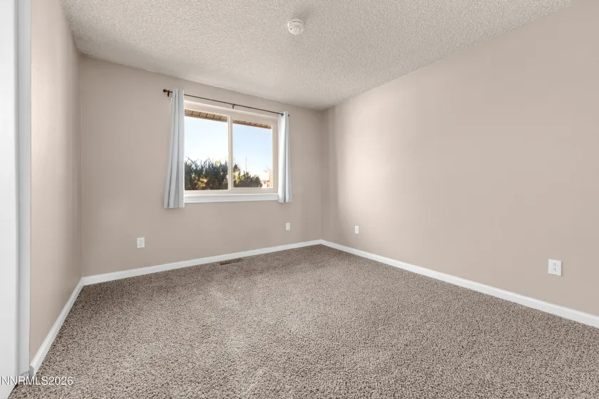 70 Palm Springs, Sparks, Nevada 89441, 3 Bedrooms Bedrooms, ,2 BathroomsBathrooms,Residential,Residential,Palm Springs,260003105