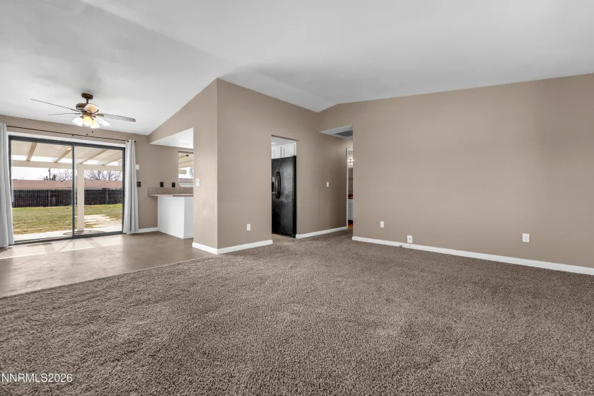 70 Palm Springs, Sparks, Nevada 89441, 3 Bedrooms Bedrooms, ,2 BathroomsBathrooms,Residential,Residential,Palm Springs,260003105