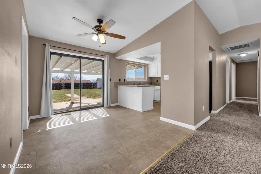 70 Palm Springs, Sparks, Nevada 89441, 3 Bedrooms Bedrooms, ,2 BathroomsBathrooms,Residential,Residential,Palm Springs,260003105