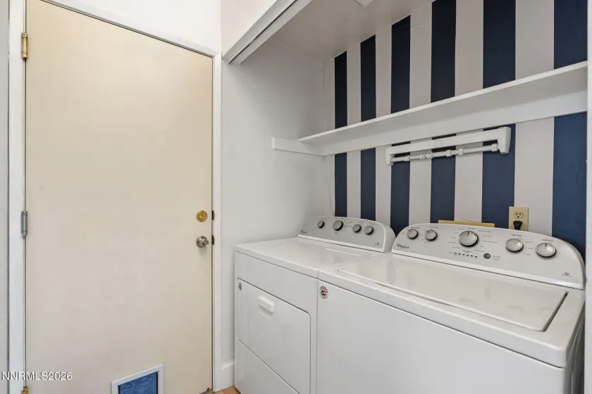 1285 Moon Ridge, Reno, Nevada 89523, 3 Bedrooms Bedrooms, ,2 BathroomsBathrooms,Residential,Residential,Moon Ridge,260003110