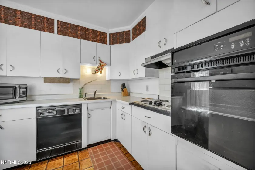 1945 4th, Sparks, Nevada 89431, 2 Bedrooms Bedrooms, ,1 BathroomBathrooms,Residential,Residential,4th,260003108