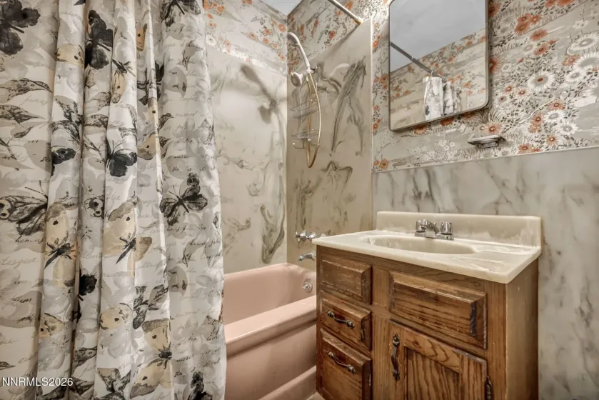 1945 4th, Sparks, Nevada 89431, 2 Bedrooms Bedrooms, ,1 BathroomBathrooms,Residential,Residential,4th,260003108