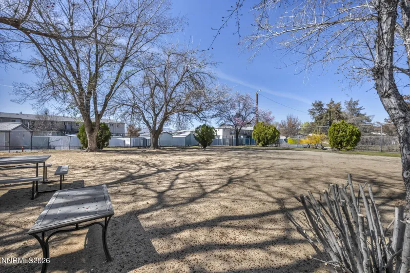 1945 4th, Sparks, Nevada 89431, 2 Bedrooms Bedrooms, ,1 BathroomBathrooms,Residential,Residential,4th,260003108