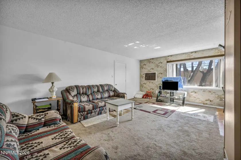 1945 4th, Sparks, Nevada 89431, 2 Bedrooms Bedrooms, ,1 BathroomBathrooms,Residential,Residential,4th,260003108