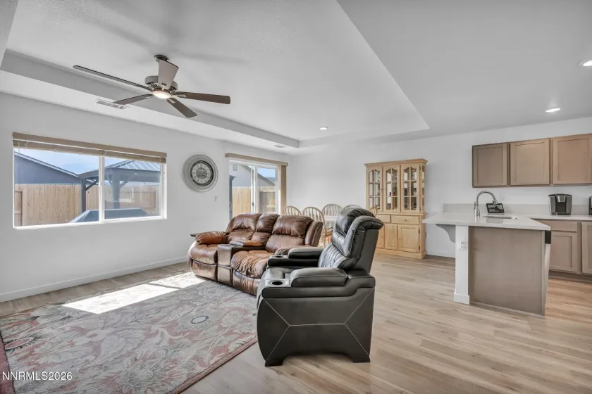 303 Eddies, Dayton, Nevada 89403, 4 Bedrooms Bedrooms, ,2 BathroomsBathrooms,Residential,Residential,Eddies,260003112