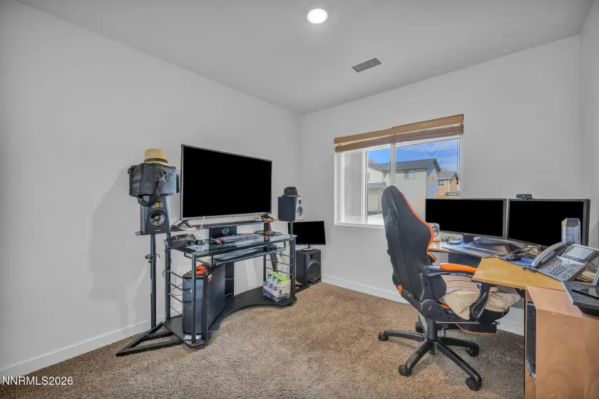 303 Eddies, Dayton, Nevada 89403, 4 Bedrooms Bedrooms, ,2 BathroomsBathrooms,Residential,Residential,Eddies,260003112