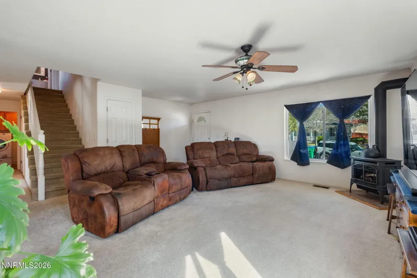 17295 Magnetite, Reno, Nevada 89508, 4 Bedrooms Bedrooms, ,3 BathroomsBathrooms,Residential,Residential,Magnetite,260003113