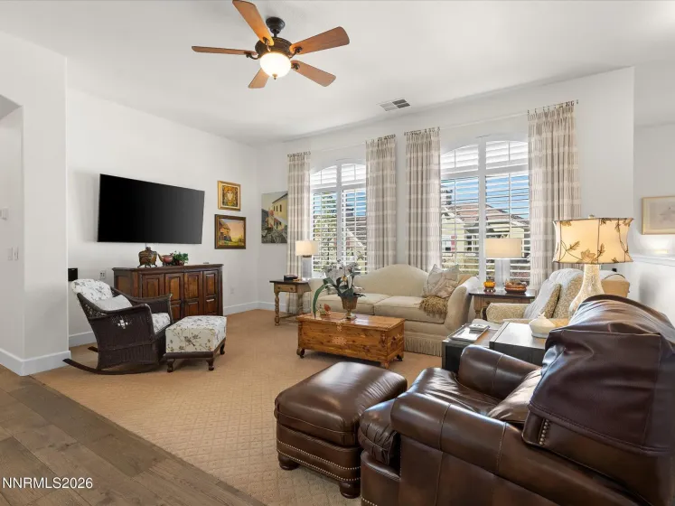 9900 Wilbur May, Reno, Nevada 89521, 3 Bedrooms Bedrooms, ,2 BathroomsBathrooms,Residential,Residential,Wilbur May,260003117