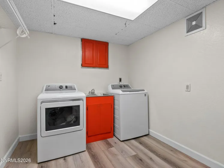 1520 Westwood, Reno, Nevada 89509, 4 Bedrooms Bedrooms, ,4 BathroomsBathrooms,Residential,Residential,Westwood,260003119