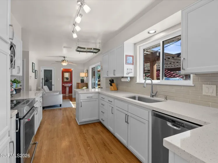 1520 Westwood, Reno, Nevada 89509, 4 Bedrooms Bedrooms, ,4 BathroomsBathrooms,Residential,Residential,Westwood,260003119