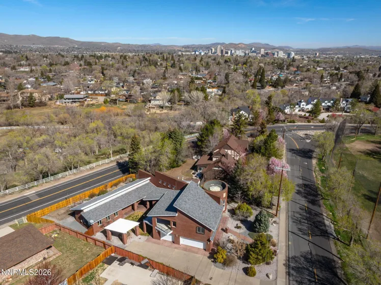 2425 Foley, Reno, Nevada 89509, 4 Bedrooms Bedrooms, ,3 BathroomsBathrooms,Residential,Residential,Foley,260003118