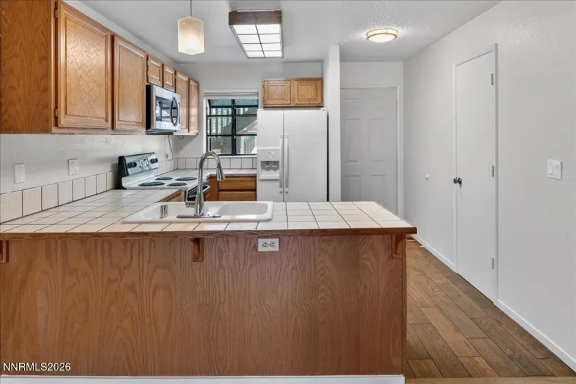 2980 Tierra Verde, Reno, Nevada 89512, 2 Bedrooms Bedrooms, ,1 BathroomBathrooms,Residential,Residential,Tierra Verde,260003123