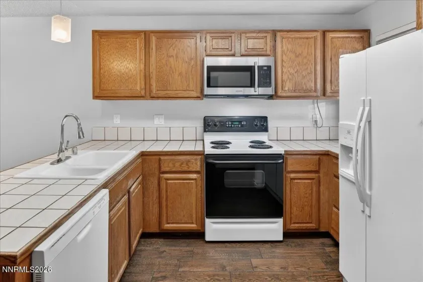 2980 Tierra Verde, Reno, Nevada 89512, 2 Bedrooms Bedrooms, ,1 BathroomBathrooms,Residential,Residential,Tierra Verde,260003123