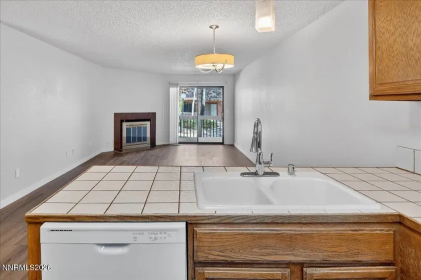 2980 Tierra Verde, Reno, Nevada 89512, 2 Bedrooms Bedrooms, ,1 BathroomBathrooms,Residential,Residential,Tierra Verde,260003123