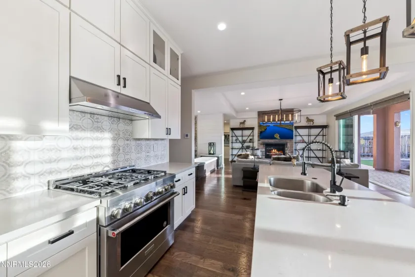 9809 Dyevera, Reno, Nevada 89521, 3 Bedrooms Bedrooms, ,3 BathroomsBathrooms,Residential,Residential,Dyevera,260003124