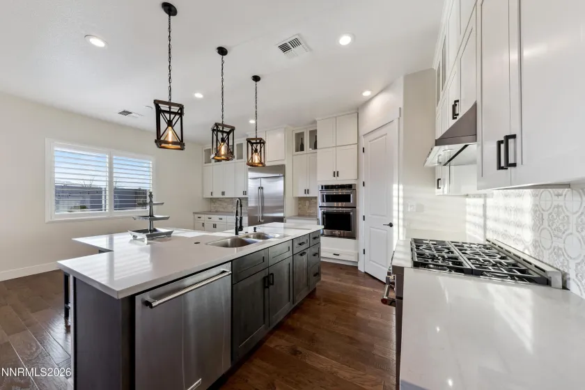 9809 Dyevera, Reno, Nevada 89521, 3 Bedrooms Bedrooms, ,3 BathroomsBathrooms,Residential,Residential,Dyevera,260003124