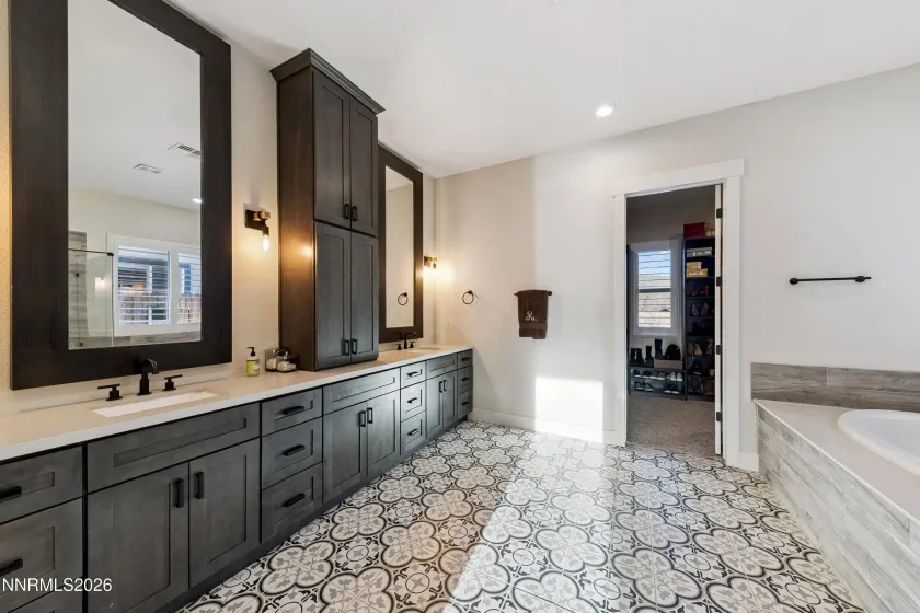 9809 Dyevera, Reno, Nevada 89521, 3 Bedrooms Bedrooms, ,3 BathroomsBathrooms,Residential,Residential,Dyevera,260003124