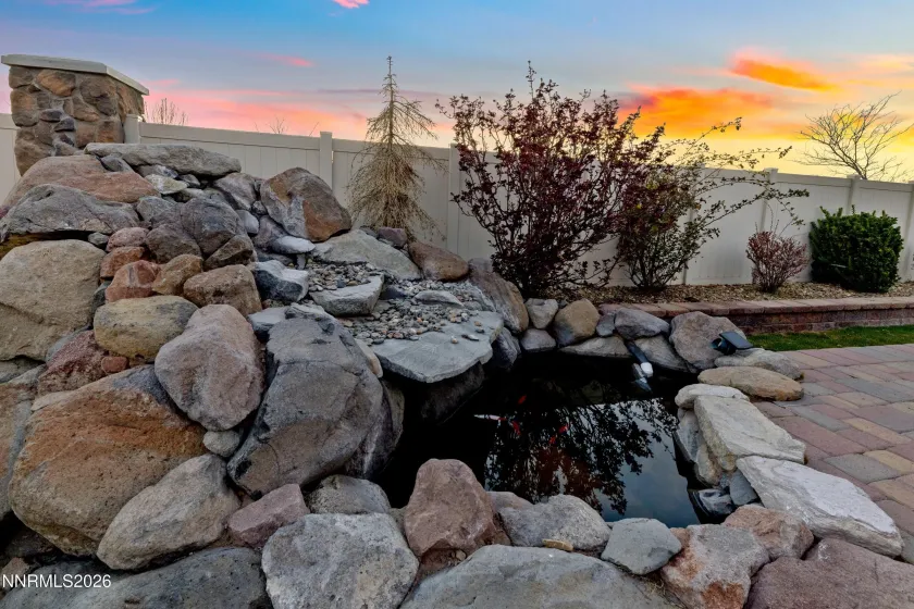 9809 Dyevera, Reno, Nevada 89521, 3 Bedrooms Bedrooms, ,3 BathroomsBathrooms,Residential,Residential,Dyevera,260003124