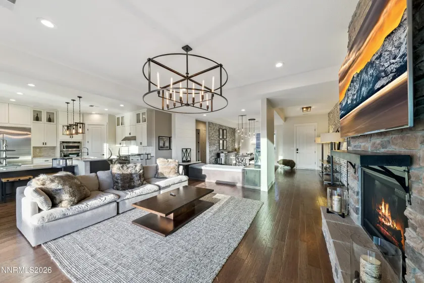 9809 Dyevera, Reno, Nevada 89521, 3 Bedrooms Bedrooms, ,3 BathroomsBathrooms,Residential,Residential,Dyevera,260003124