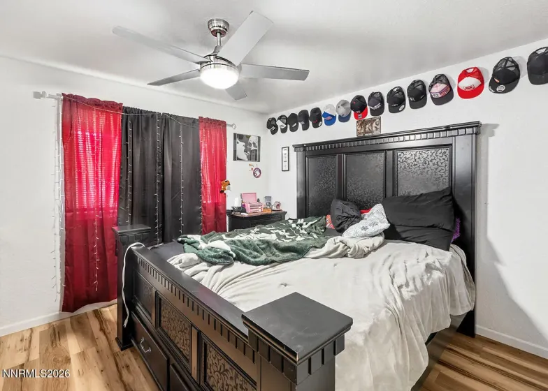 1130 E, Sparks, Nevada 89431, 6 Bedrooms Bedrooms, ,3 BathroomsBathrooms,Residential Income,Residential,E,260002802