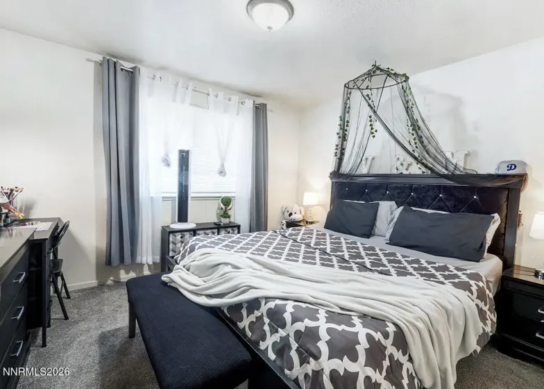 1130 E, Sparks, Nevada 89431, 6 Bedrooms Bedrooms, ,3 BathroomsBathrooms,Residential Income,Residential,E,260002802