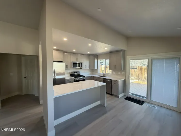 5875 Walnut Creek, Reno, Nevada 89523, 3 Bedrooms Bedrooms, ,2 BathroomsBathrooms,Residential,Residential,Walnut Creek,260003125