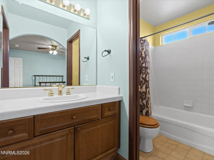 3566 Mashie, Sparks, Nevada 89431, 3 Bedrooms Bedrooms, ,2 BathroomsBathrooms,Residential,Residential,Mashie,260003127