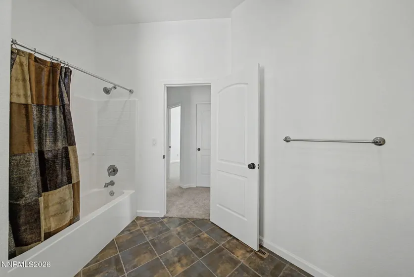 1215 Serpentine, Reno, Nevada 89506, 4 Bedrooms Bedrooms, ,5 BathroomsBathrooms,Residential,Residential,Serpentine,260003130