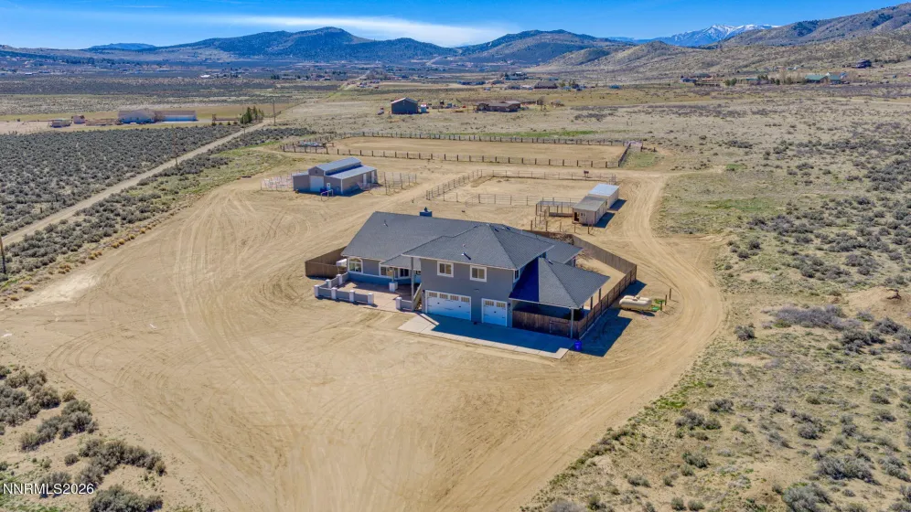 1215 Serpentine, Reno, Nevada 89506, 4 Bedrooms Bedrooms, ,5 BathroomsBathrooms,Residential,Residential,Serpentine,260003130