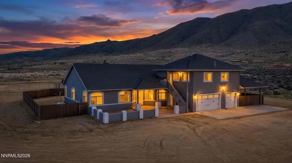 1215 Serpentine, Reno, Nevada 89506, 4 Bedrooms Bedrooms, ,5 BathroomsBathrooms,Residential,Residential,Serpentine,260003130