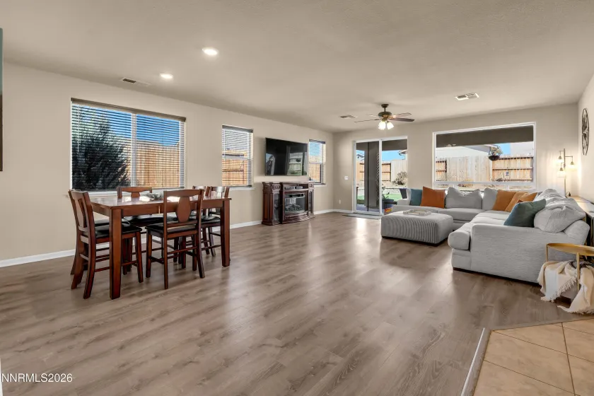 2130 Jordan Meadows, Sparks, Nevada 89441, 3 Bedrooms Bedrooms, ,2 BathroomsBathrooms,Residential,Residential,Jordan Meadows,260003132