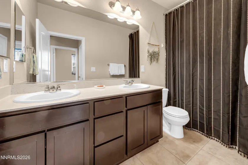 2130 Jordan Meadows, Sparks, Nevada 89441, 3 Bedrooms Bedrooms, ,2 BathroomsBathrooms,Residential,Residential,Jordan Meadows,260003132