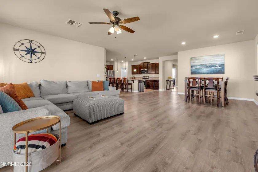 2130 Jordan Meadows, Sparks, Nevada 89441, 3 Bedrooms Bedrooms, ,2 BathroomsBathrooms,Residential,Residential,Jordan Meadows,260003132