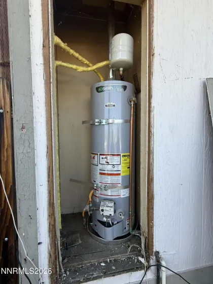 577 6th, Sun Valley, Nevada 89433, 3 Bedrooms Bedrooms, ,2 BathroomsBathrooms,Residential,Residential,6th,260003137