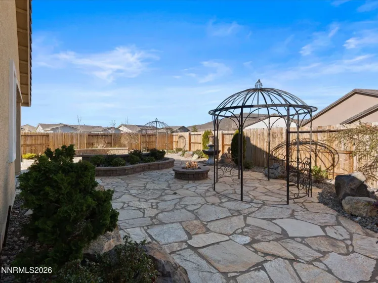 9690 Thesolious, Reno, Nevada 89521, 2 Bedrooms Bedrooms, ,2 BathroomsBathrooms,Residential,Residential,Thesolious,260003140