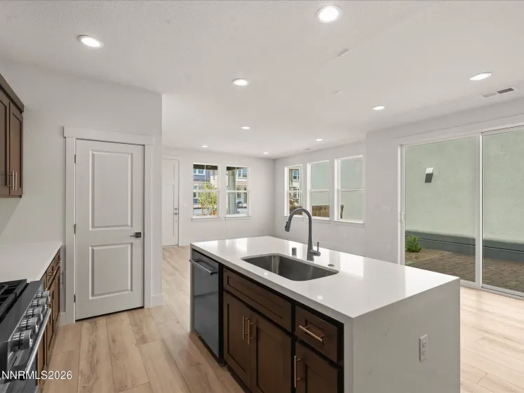 1377 Vine Gate, Carson City, Nevada 89701, 3 Bedrooms Bedrooms, ,3 BathroomsBathrooms,Residential,Residential,Vine Gate,0,260003143