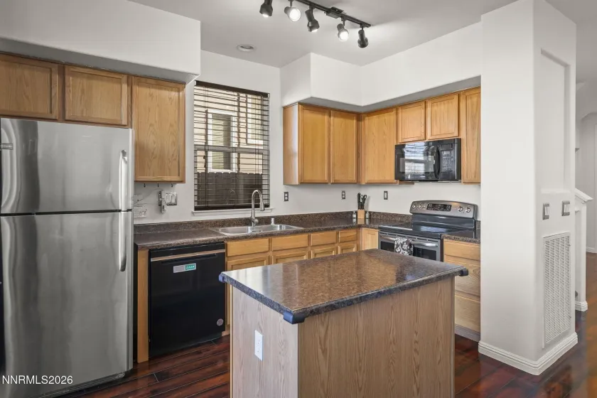 9231 Running Dog, Reno, Nevada 89506, 2 Bedrooms Bedrooms, ,2 BathroomsBathrooms,Residential,Residential,Running Dog,260003141