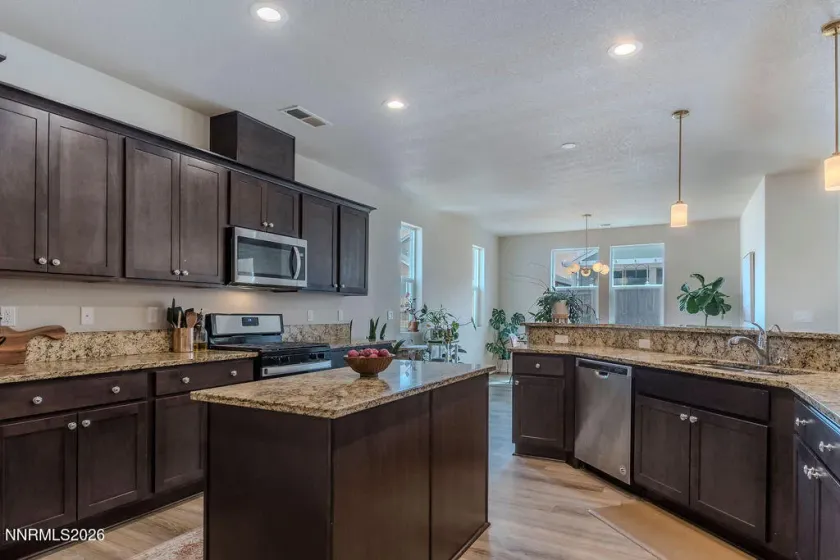 569 Country Hollow, Fernley, Nevada 89408, 3 Bedrooms Bedrooms, ,2 BathroomsBathrooms,Residential,Residential,Country Hollow,260003147