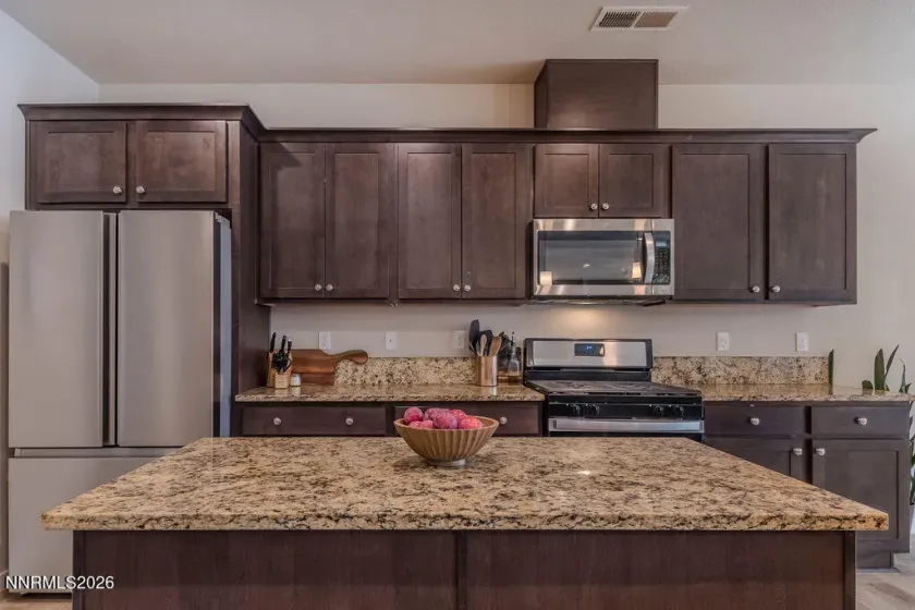 569 Country Hollow, Fernley, Nevada 89408, 3 Bedrooms Bedrooms, ,2 BathroomsBathrooms,Residential,Residential,Country Hollow,260003147