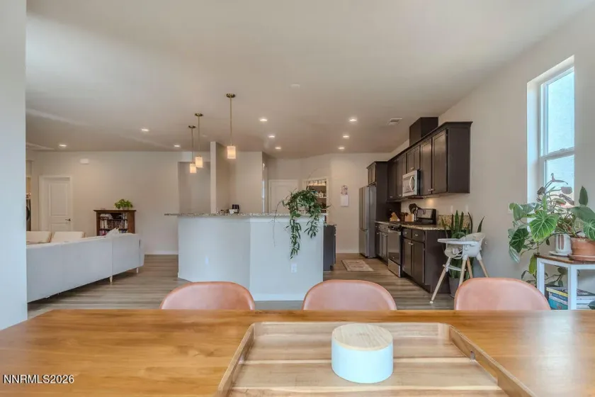 569 Country Hollow, Fernley, Nevada 89408, 3 Bedrooms Bedrooms, ,2 BathroomsBathrooms,Residential,Residential,Country Hollow,260003147