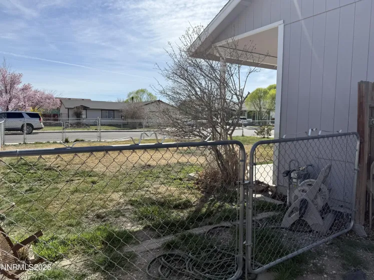 416 Paul, Yerington, Nevada 89447, 3 Bedrooms Bedrooms, ,2 BathroomsBathrooms,Residential,Residential,Paul,260003148