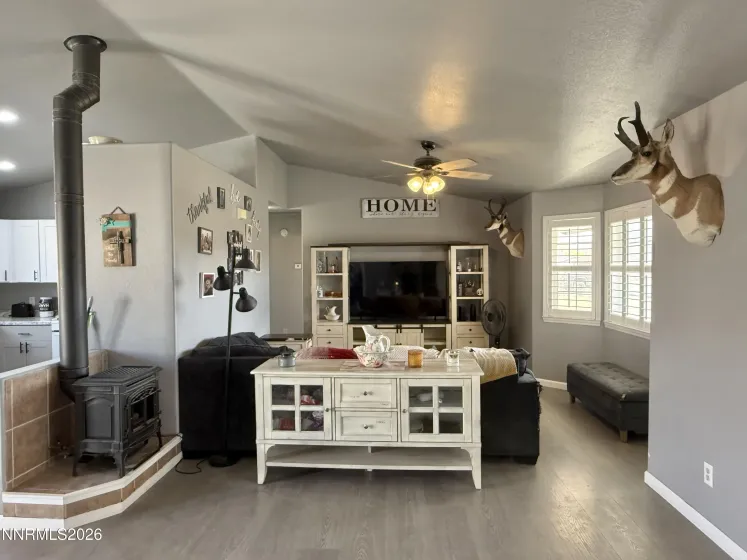 416 Paul, Yerington, Nevada 89447, 3 Bedrooms Bedrooms, ,2 BathroomsBathrooms,Residential,Residential,Paul,260003148