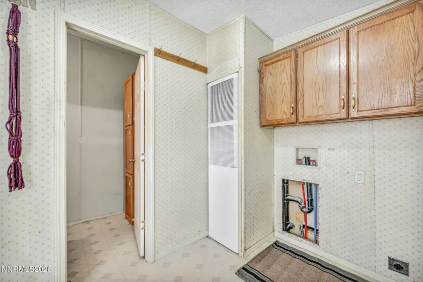 325 Mica, Moundhouse, Nevada 89706, 4 Bedrooms Bedrooms, ,3 BathroomsBathrooms,Residential,Residential,Mica,260003149